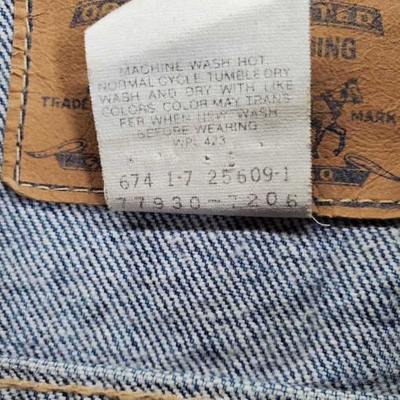 Vtg Levis Trucker Jacket Sz L Type III Blue Denim 77930-7206 Button USA Made 90s - Picture 9 of 15